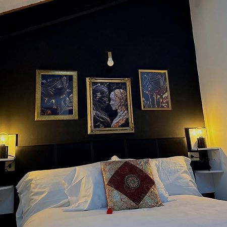 Hosting Dreams Attics - Duomo Apartment Milan Exterior photo