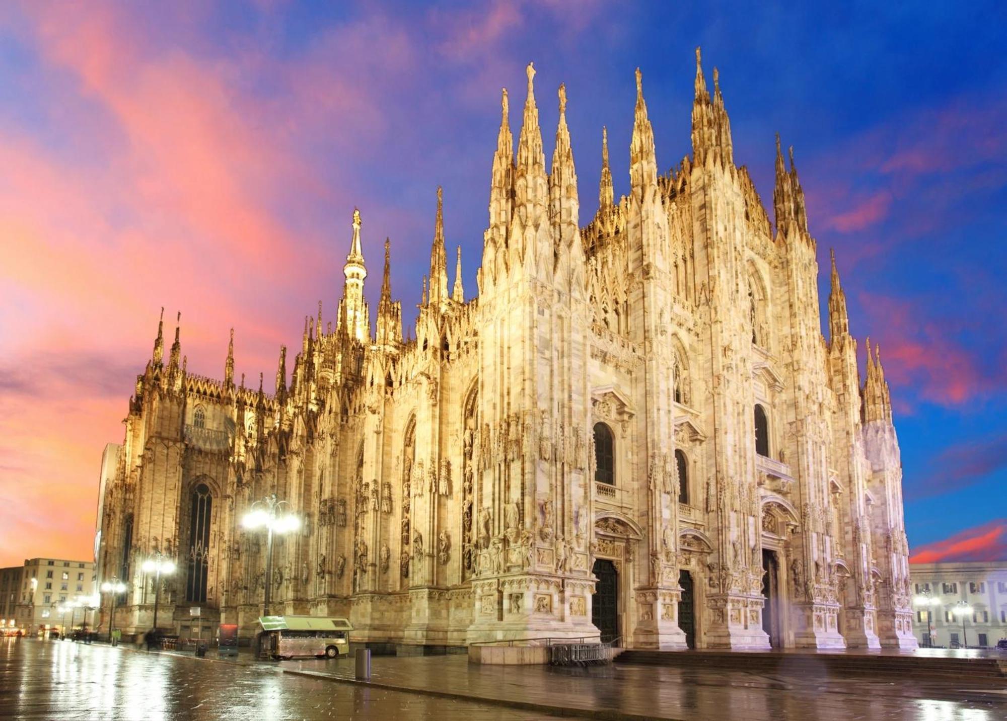 Hosting Dreams Attics - Duomo Apartment Milan Exterior photo