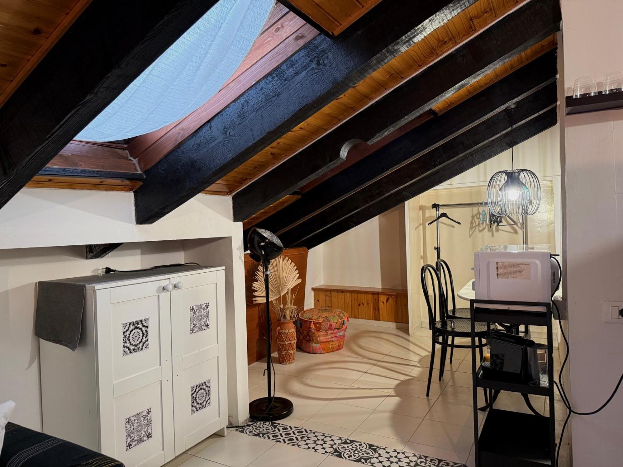 Hosting Dreams Attics - Duomo Apartment Milan Exterior photo