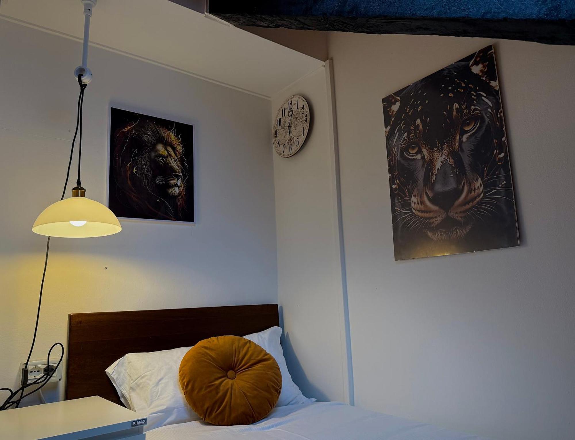 Hosting Dreams Attics - Duomo Apartment Milan Exterior photo
