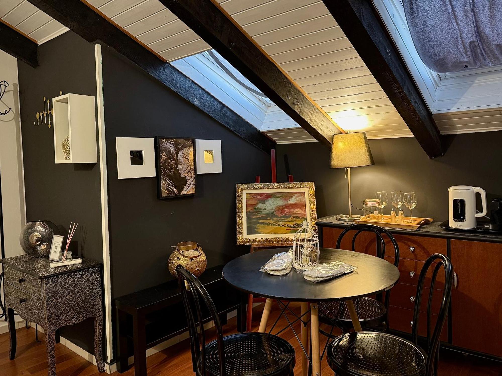 Hosting Dreams Attics - Duomo Apartment Milan Exterior photo